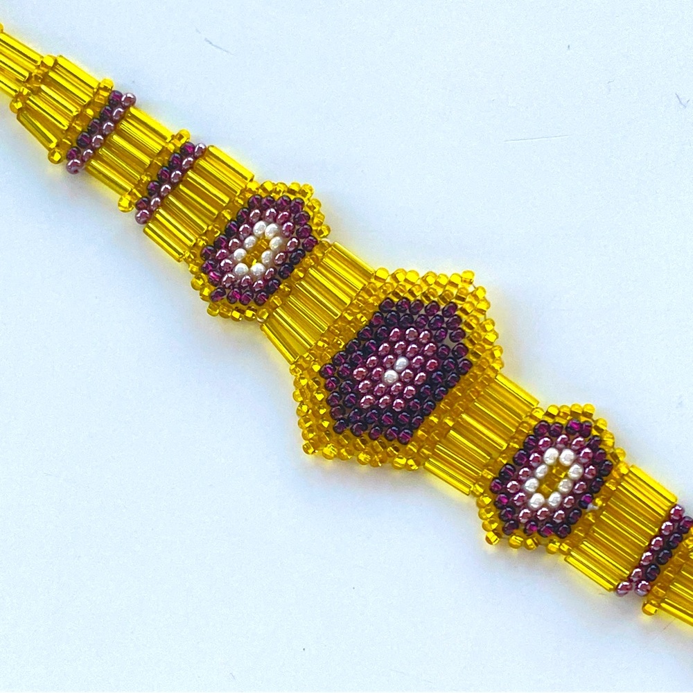 🌸$40for2 (SALE)🌸 NWOT / Hand-beaded Bracelet from Mexico